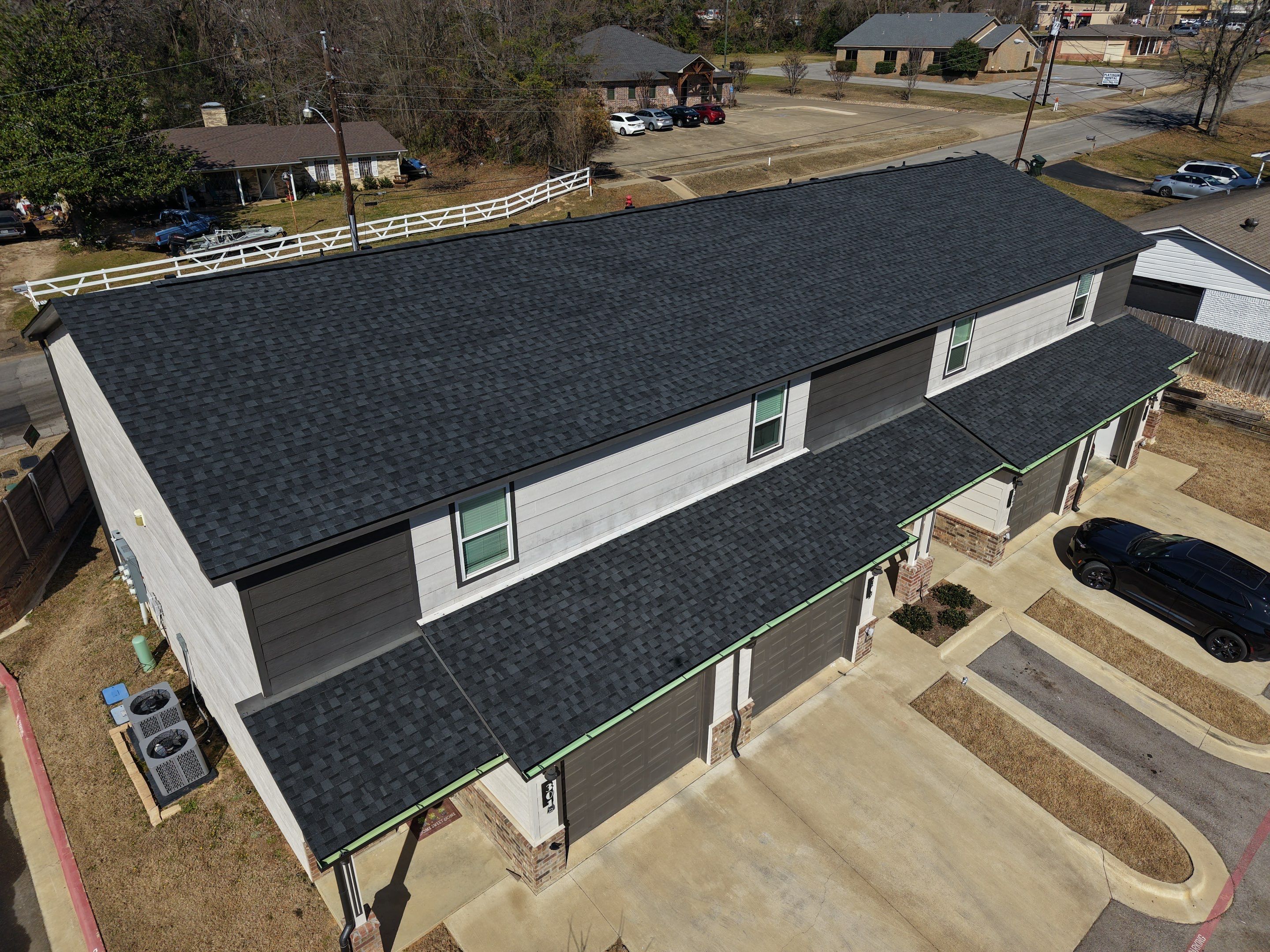 Aviator Crossing Townhomes - TAMKO Heritage Shingle in Tyler, TX