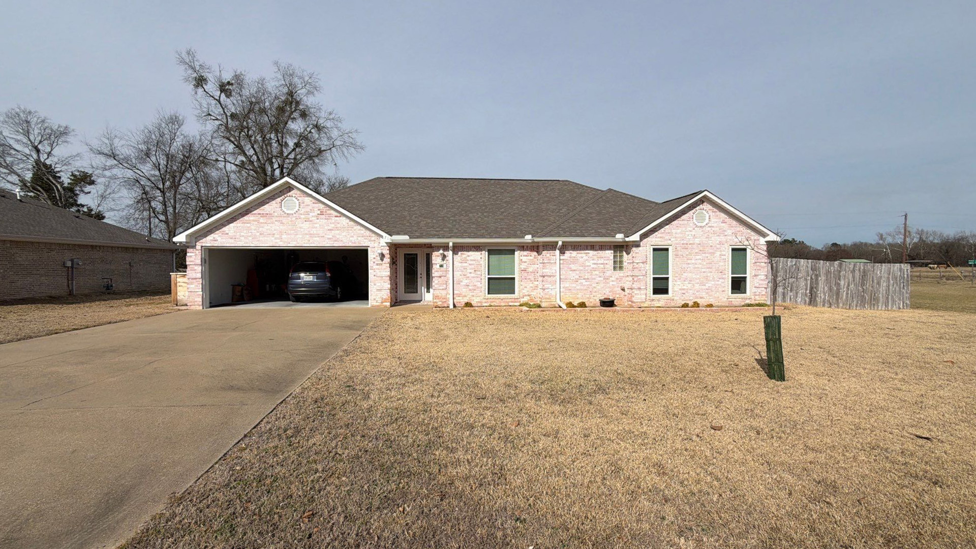 Residential roof replacement in Tyler Texas